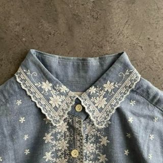 Chez toi - 66 デニム ブラウス シャツ トップス 刺繍 花柄 長袖