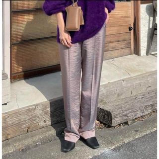 クラネ(CLANE)のGROSS COLOR TAPERED PANTS グロスカラーテーパードパンツ(カジュアルパンツ)