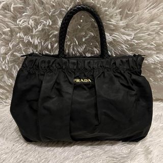 プラダ(PRADA)のPRADA プラダ　ナイロンバッグ　ブラック⭐︎(ハンドバッグ)