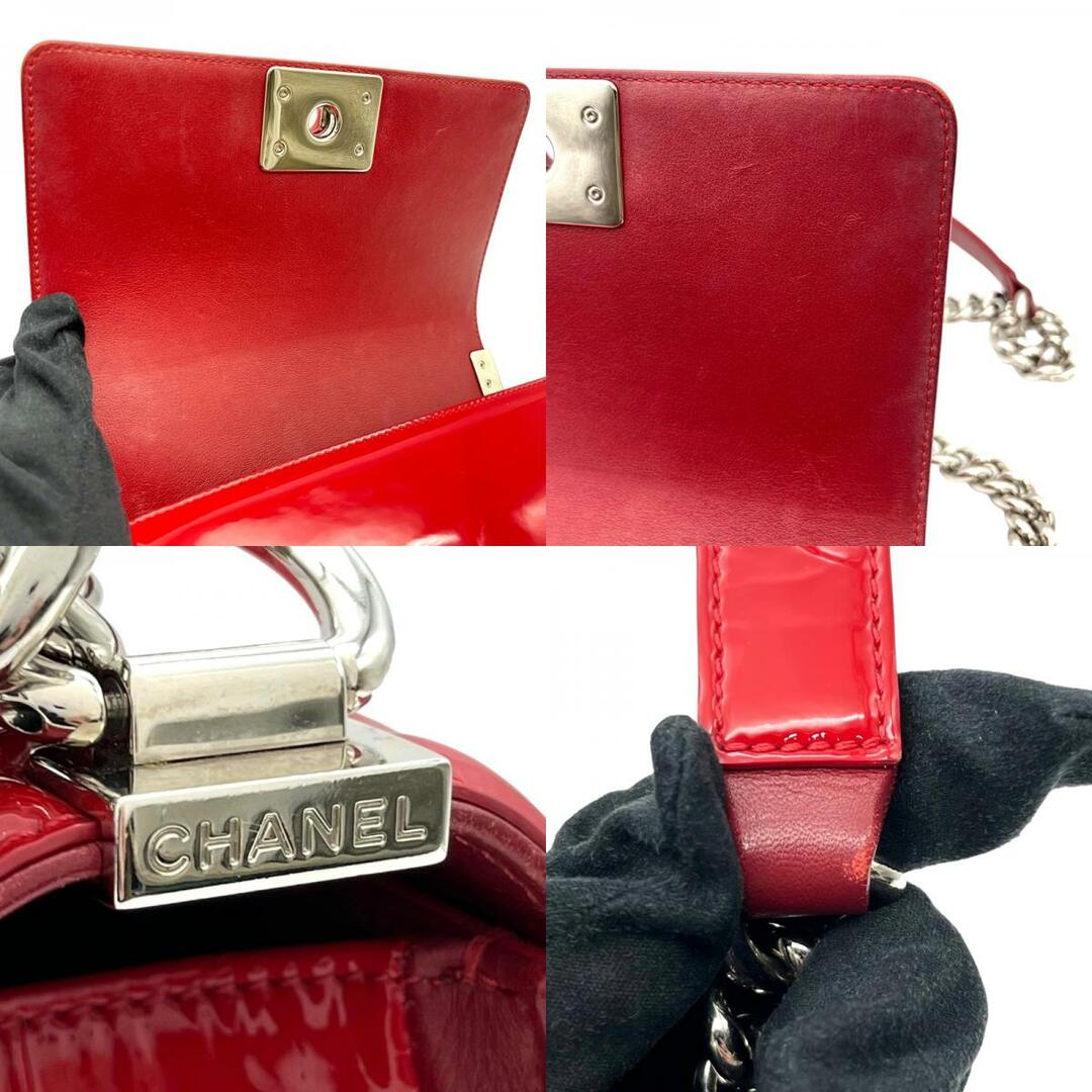 CHANEL(シャネル)の　シャネル CHANEL ボーイシャネル20 A94804 レッド シルバー金具 エナメル レディース ショルダーバッグ レディースのバッグ(ショルダーバッグ)の商品写真