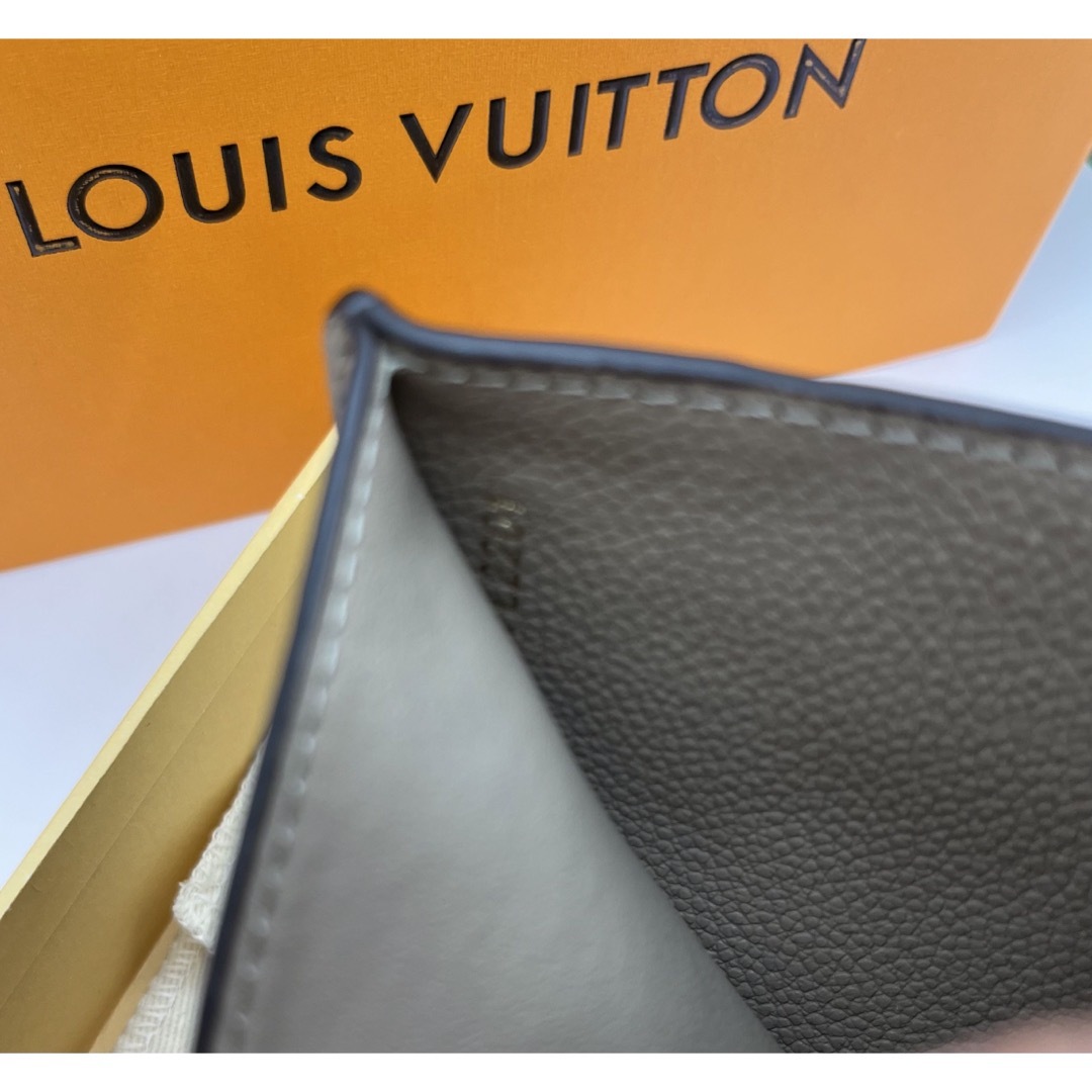 LOUIS VUITTON(ルイヴィトン)の【極美品】LOUIS VUITTON モノグラム アンプラント 折り財布 レディースのファッション小物(財布)の商品写真