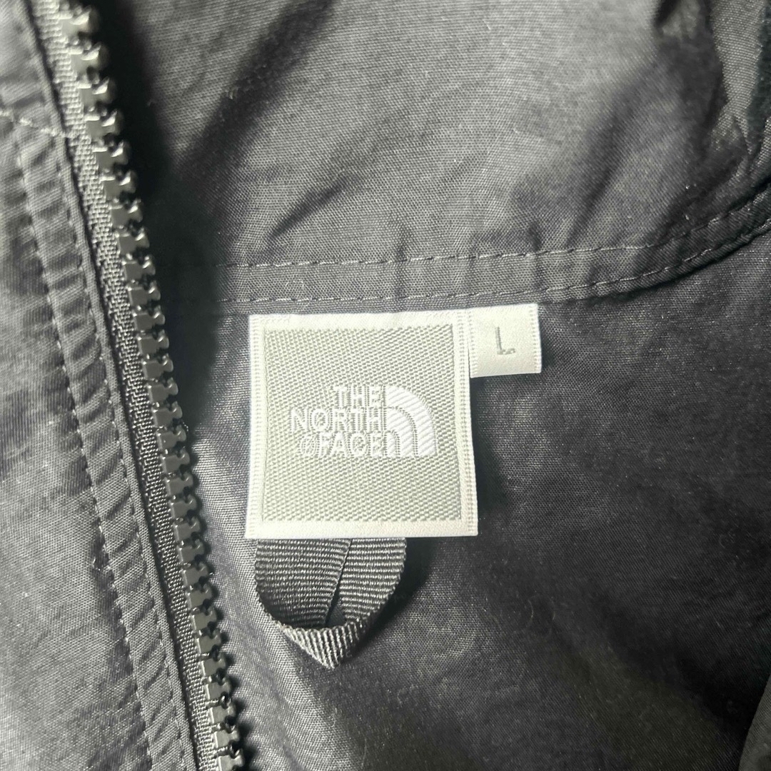 THE NORTH FACE(ザノースフェイス)の美品　ノースフェイス　ショートコンパクトジャケット　　レディースL レディースのジャケット/アウター(ナイロンジャケット)の商品写真