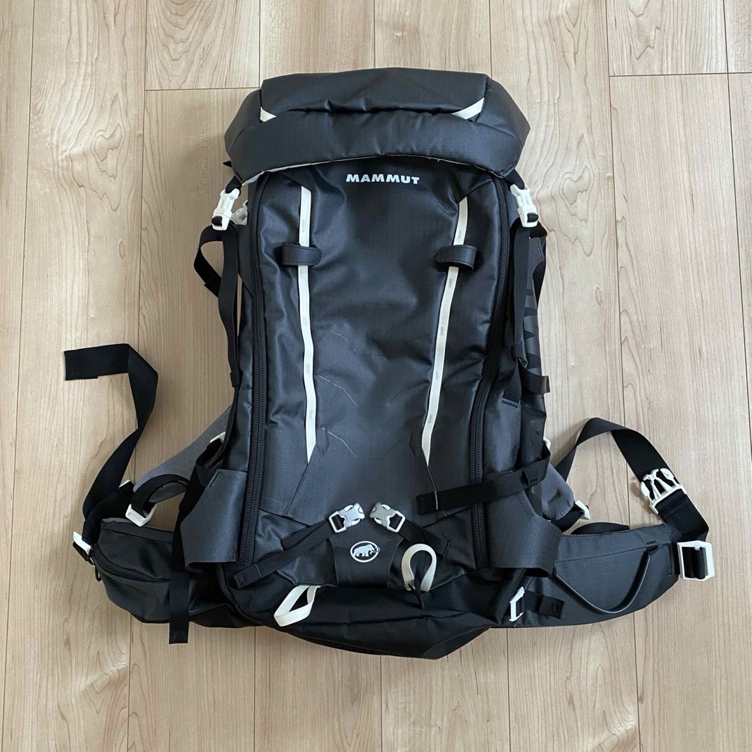 Mammut(マムート)の❤️送料込❤️MAMMUT TRION SPINE 50 メンズのバッグ(バッグパック/リュック)の商品写真