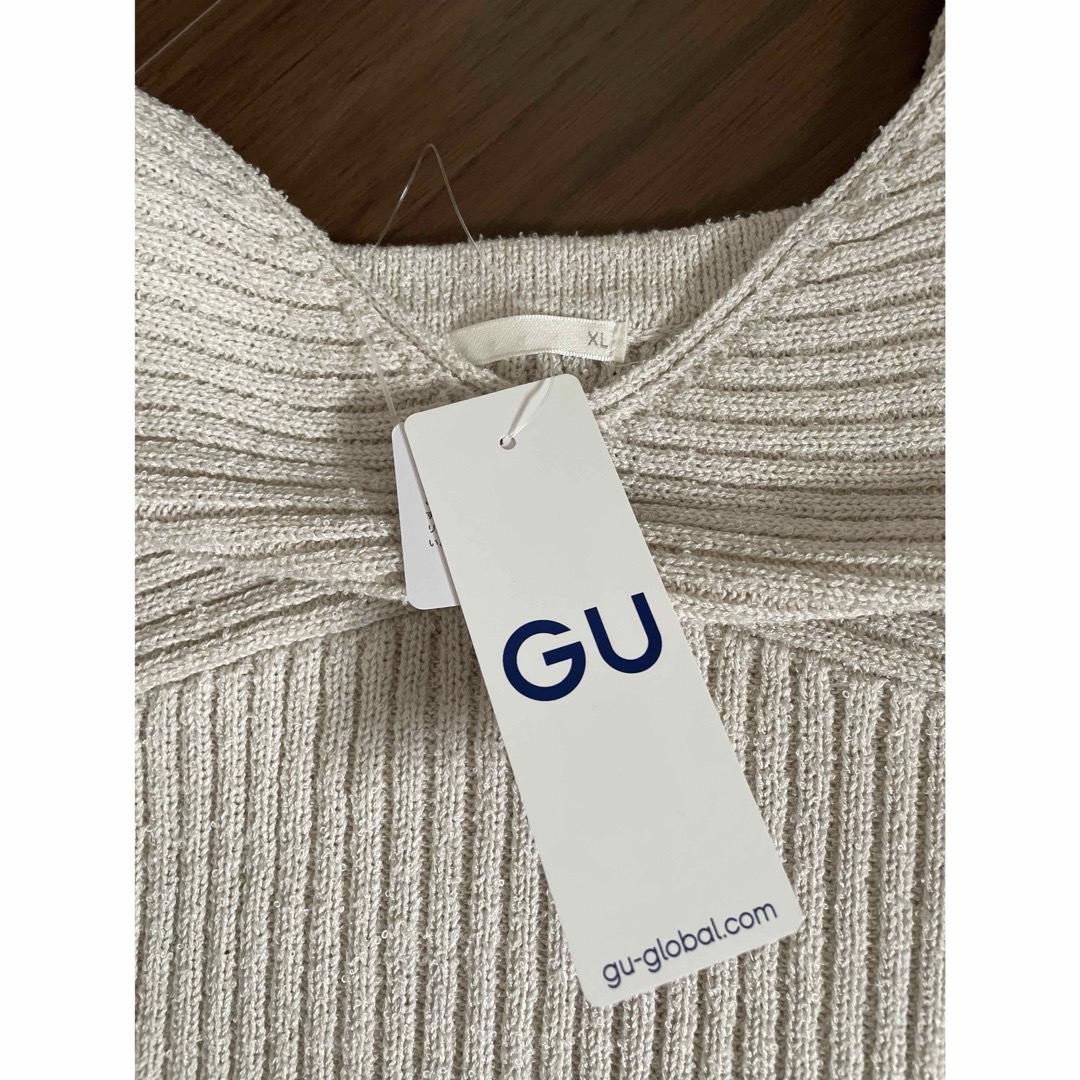 GU(ジーユー)のGU リブニットキャミソール　natural XL  新品 レディースのトップス(キャミソール)の商品写真