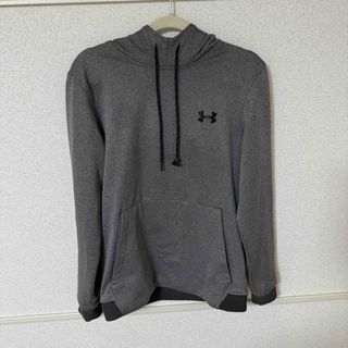 アンダーアーマー(UNDER ARMOUR)のアンダーアーマー グレー トレーナー(トレーナー/スウェット)