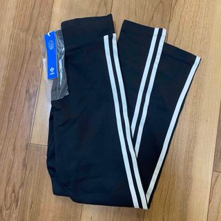 アディダス(adidas)の【新品】adidas アディダス 3 STRIPES TIGHT レギンス S(その他)