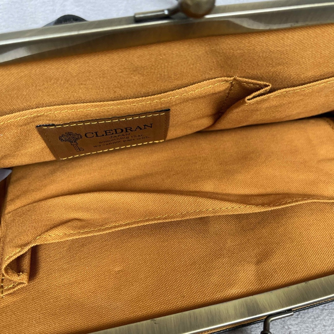 クラドラン がま口ショルダー レディースのバッグ(ショルダーバッグ)の商品写真
