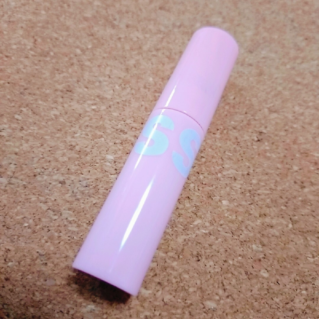 Fluffy Lip Tint 09 フィグジャムケーキ コスメ/美容のベースメイク/化粧品(口紅)の商品写真