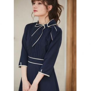 トッコクローゼット(TOCCO closet)の配色ライン入りボウタイりぼんワンピース　tocco closet(ひざ丈ワンピース)