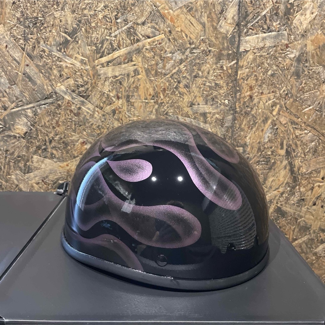 新品　ハーフヘルメット　ダックテール　半キャップ　パープル　紫 自動車/バイクのバイク(ヘルメット/シールド)の商品写真