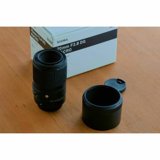 シグマ(SIGMA)の【美品】SIGMA 70mm F2.8 DG MACRO EFマウント(レンズ(単焦点))