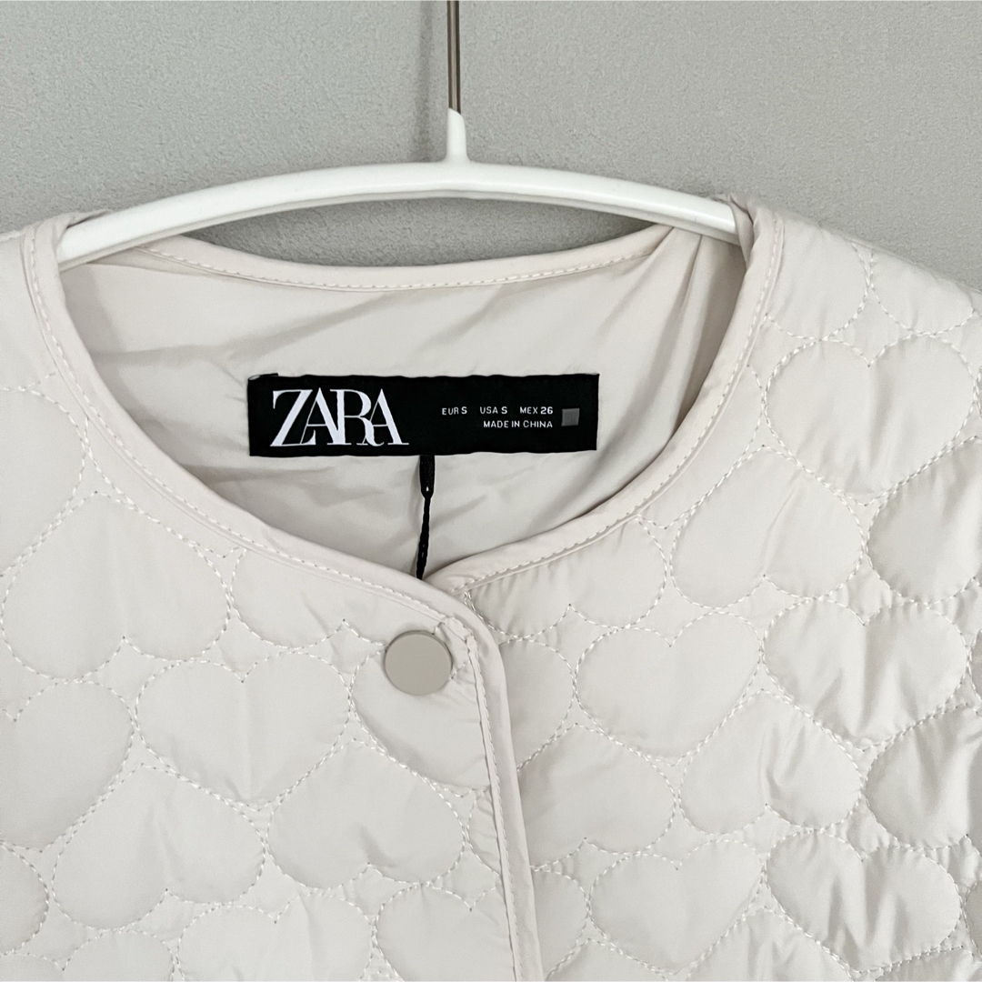 ZARA - 未使用 ZARA ハート キルティングジャケット 白の通販 by ZARA - 未使用 ZARA ハート キルティングジャケット 白の通販 by