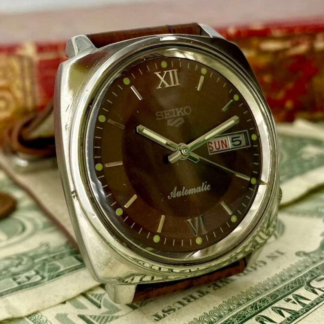 【レトロなデザイン】セイコー5 メンズ腕時計 ブラウン 自動巻き ヴィンテージ