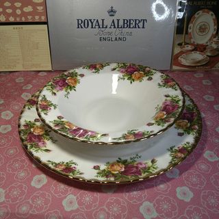 ロイヤルアルバート(ROYAL ALBERT)のロイヤルアルバート　オールドカントリーローズ　スープ＆ディナープレート　セット(食器)