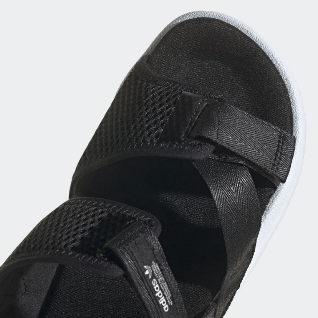 Originals（adidas）(オリジナルス)の【adidas】オリジナルス　アディレッタ アドベンチャー サンダル レディースの靴/シューズ(サンダル)の商品写真