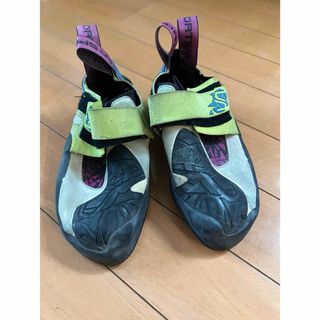 スポルティバ(LA SPORTIVA)のスポルティバ　スクワマ　レディース　EU35.5(その他)