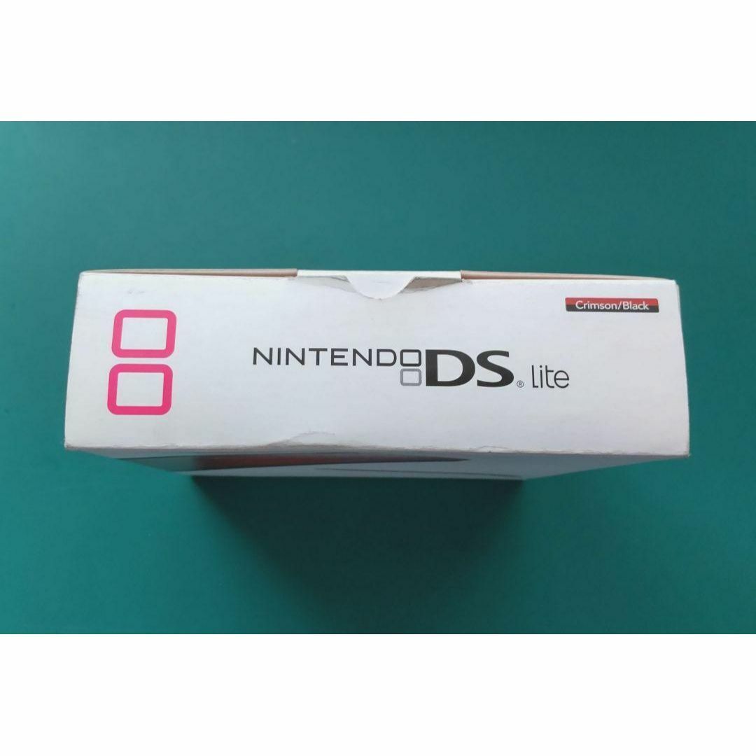 ニンテンドーDS(ニンテンドーDS)の【中古品・外箱、充電器付】良品ニンテンドーDS LiteクリムゾンブラックB02 エンタメ/ホビーのゲームソフト/ゲーム機本体(携帯用ゲーム機本体)の商品写真