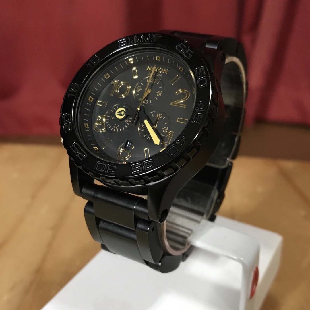 NIXON(ニクソン)のNIXON // ☆THE 42-20 CHRONO☆         新品電池 メンズの時計(腕時計(アナログ))の商品写真