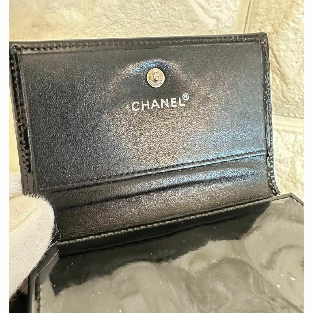 【美品・箱あり・正規品】CHANEL シャネル ココマーク エナメル 折り財布 【美品・箱あり・正規品】CHANEL シャネル ココマーク エナメル 折り財布