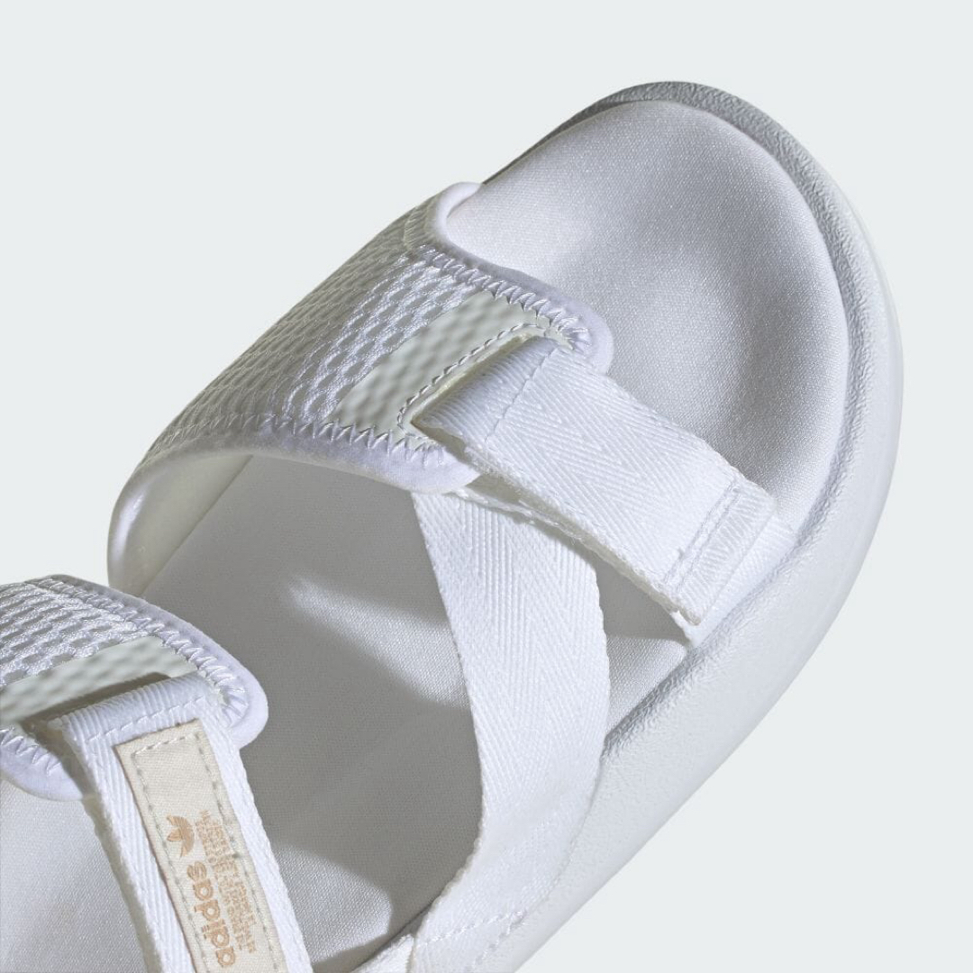 Originals（adidas）(オリジナルス)の【adidas】オリジナルス　アディレッタ アドベンチャー サンダル レディースの靴/シューズ(サンダル)の商品写真