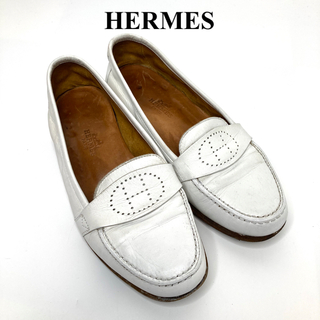 エルメス(Hermes)のエルメス　HERMES  ローファー　フラットシューズ　白　レディース靴(ローファー/革靴)