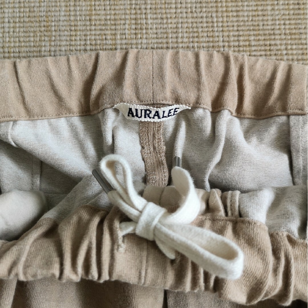 AURALEE(オーラリー)のAURALEE / オーラリー　イージーパンツ　チノパン　スウェットパンツ メンズのパンツ(チノパン)の商品写真