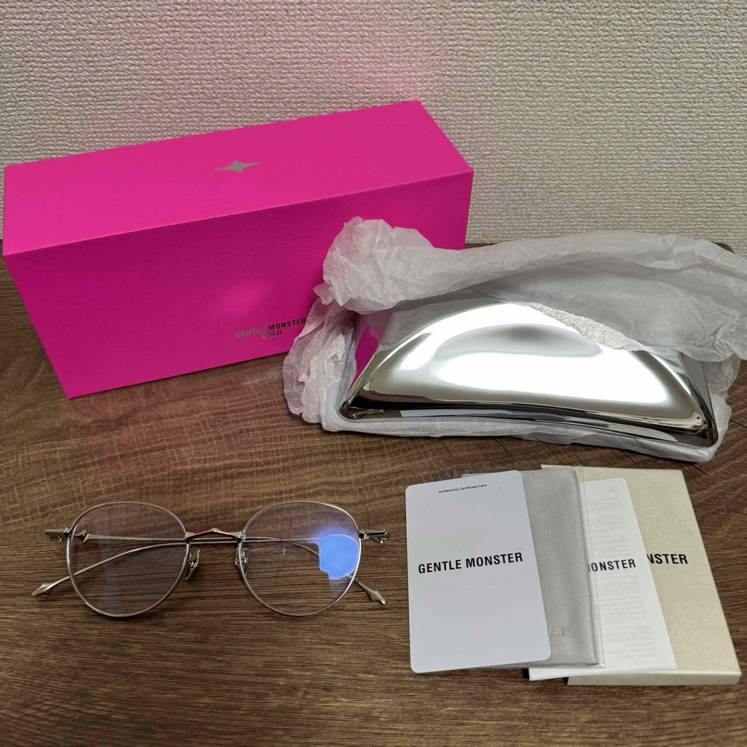 Gentle Monster Ep 02 GLOSSY SILVER メガネ メンズのファッション小物(サングラス/メガネ)の商品写真