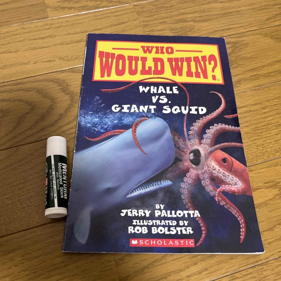 中古　Ｗｈａｌｅ　ｖｓ．　Ｇｉａｎｔ　Ｓｑｕｉｄ エンタメ/ホビーの本(洋書)の商品写真