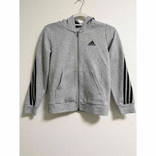 アディダス(adidas)の⭐️美品⭐️アディダス　パーカー　140(ジャケット/上着)