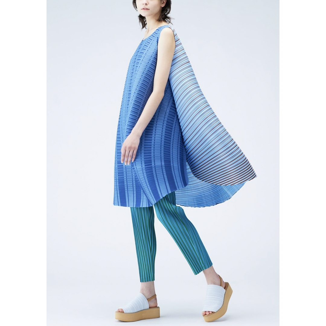 【新品】PLEATS PLEASE VEGE MIX 2 ワンピース 【新品】PLEATS PLEASE VEGE MIX 2 ワンピース