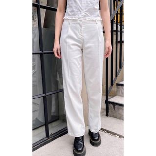 ブランディーメルビル(Brandy Melville)のBrandy Melville Amelia pants(カジュアルパンツ)