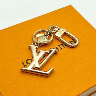 ルイヴィトン(LOUIS VUITTON)の【極美品】ルイヴィトン　ポルトクレＬＶファセット　キーホルダー　チャーム(キーホルダー)