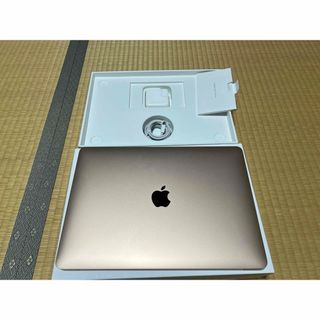 マック(Mac (Apple))の美品　MacBook Air 2020 13インチ　M1　8GB/256GB(ノートPC)