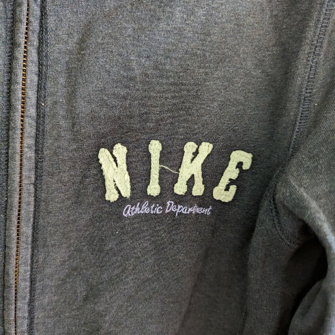 NIKE(ナイキ)のNIKE　古着パーカー　フード無し　ナイキL メンズのトップス(パーカー)の商品写真