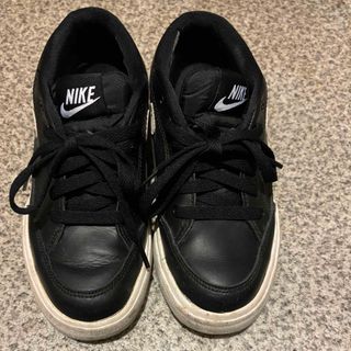 ナイキ(NIKE)のNIKE スニーカー 22.5(スニーカー)