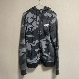 ナイキ(NIKE)のNIKE パーカー(パーカー)