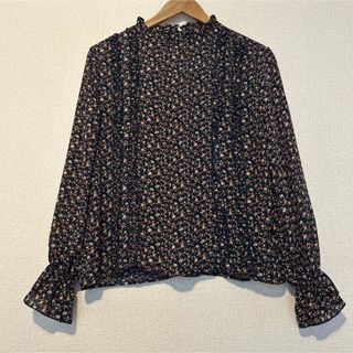 アズノウアズ(AS KNOW AS)の【美品】アズノウアズピンキー　花柄ブラウス(シャツ/ブラウス(長袖/七分))