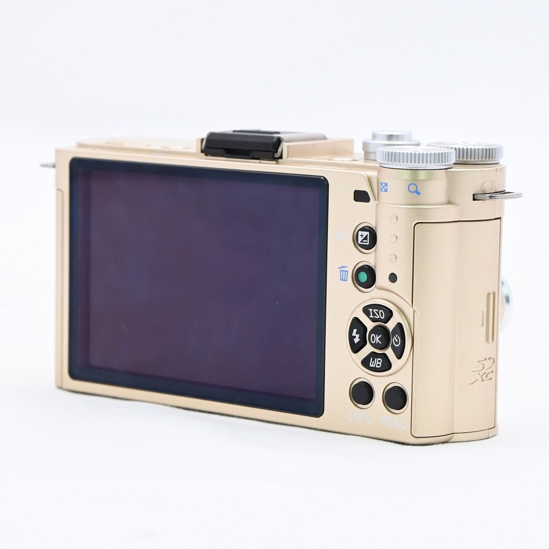 PENTAX(ペンタックス)のPENTAX Q-S1 ズームレンズキット ゴールド スマホ/家電/カメラのカメラ(ミラーレス一眼)の商品写真