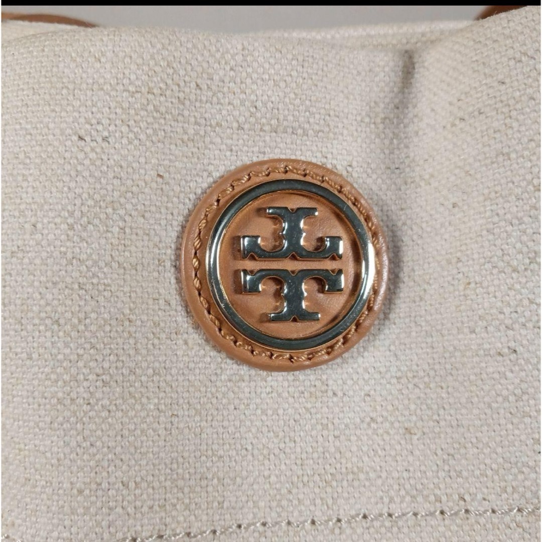 Tory Burch(トリーバーチ)のトリーバーチ　トートバッグ　バッグ　キャンバス　大容量　美品 レディースのバッグ(トートバッグ)の商品写真