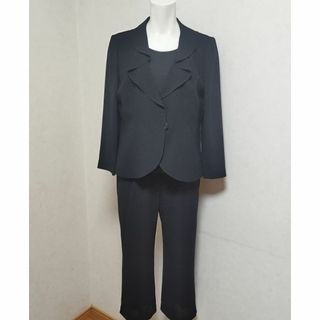 トウキョウソワール(TOKYO SOIR)の超美品 Lサイズ11　高級喪服　東京ソワール  ブラックフォーマル　パンツスーツ(礼服/喪服)