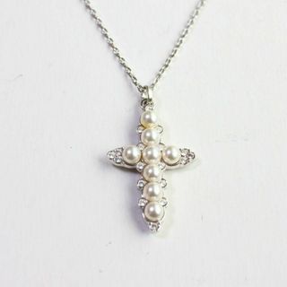 スワロフスキー(SWAROVSKI)のスワロフスキー クロスパールペンダント(ネックレス)