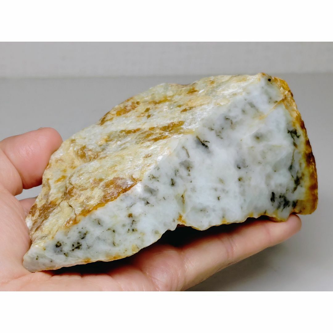 黒ゴマ 758g 翡翠 ヒスイ 原石 鉱石 鉱物 鑑賞石 自然石 水石 誕生石