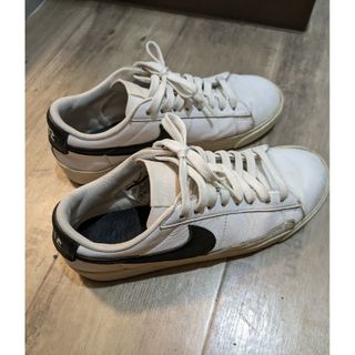 ナイキ(NIKE)のナイキ　23.5(スニーカー)