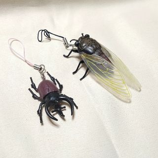 昆虫　蝉　カブトムシ　ストラップ　キーホルダー　フィギュア　昆虫　生き物(その他)