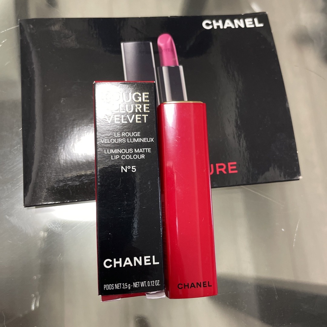 CHANEL(シャネル)のシャネル　ルージュアリュールベルベット5 コスメ/美容のベースメイク/化粧品(口紅)の商品写真