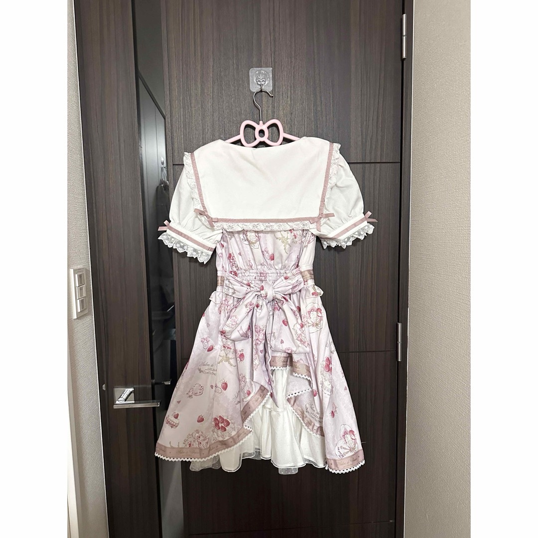 LIZ LISA - 【新品】Salon de Fraise柄ワンピースの通販 by kuma LIZ LISA - 【新品】Salon de Fraise柄ワンピースの通販 by kuma