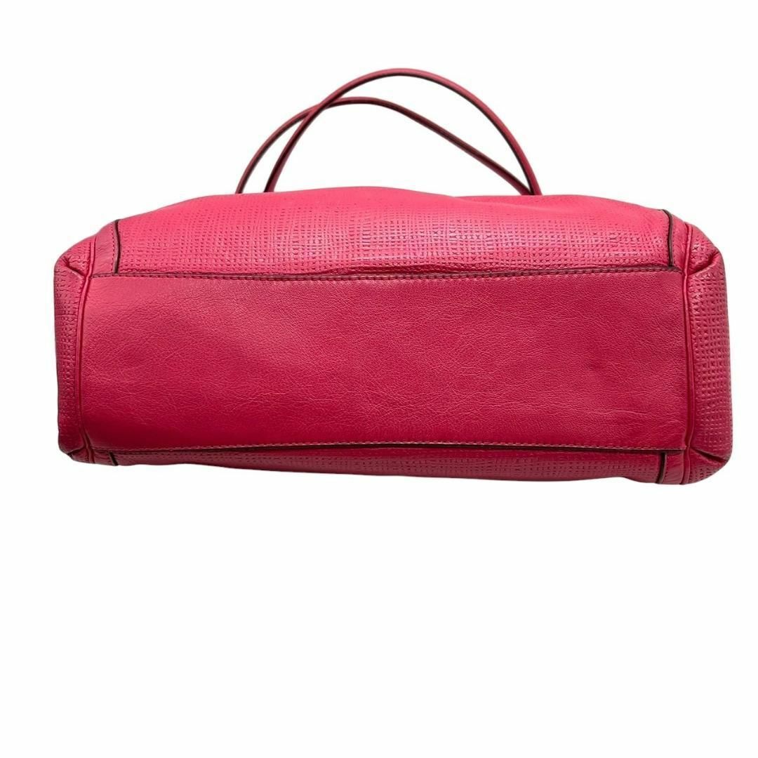 COACH(コーチ)のCOACH コーチ トートバッグ　大容量　S82 ピンク　レザー　本革　肩掛け可 レディースのバッグ(トートバッグ)の商品写真