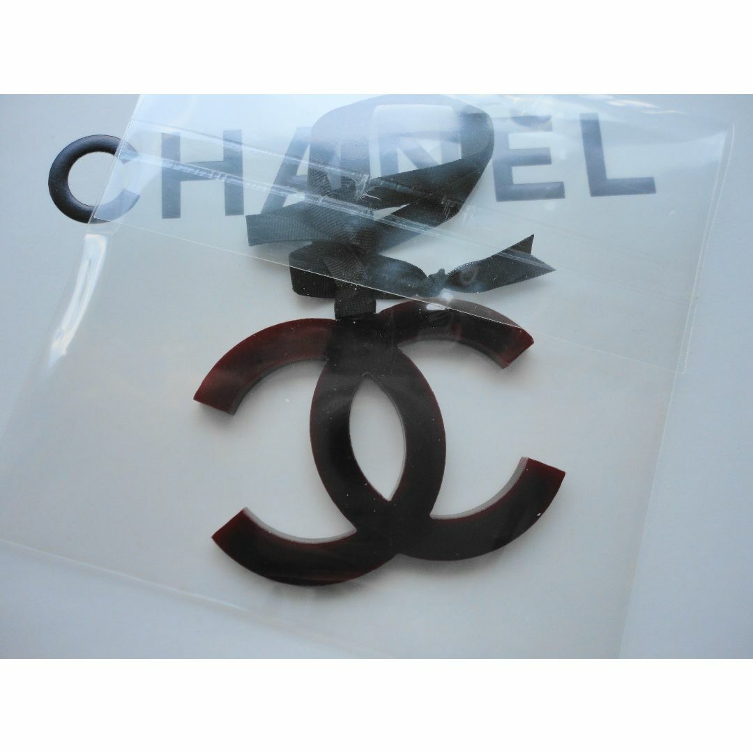 CHANEL(シャネル)のシャネル　ワインレッド　ココマーク　チャーム　非売品　レア♬ レディースのアクセサリー(チャーム)の商品写真
