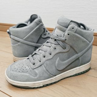 ナイキ(NIKE)のナイキ　ダンクハイスキニープレミアム　グレー(スニーカー)