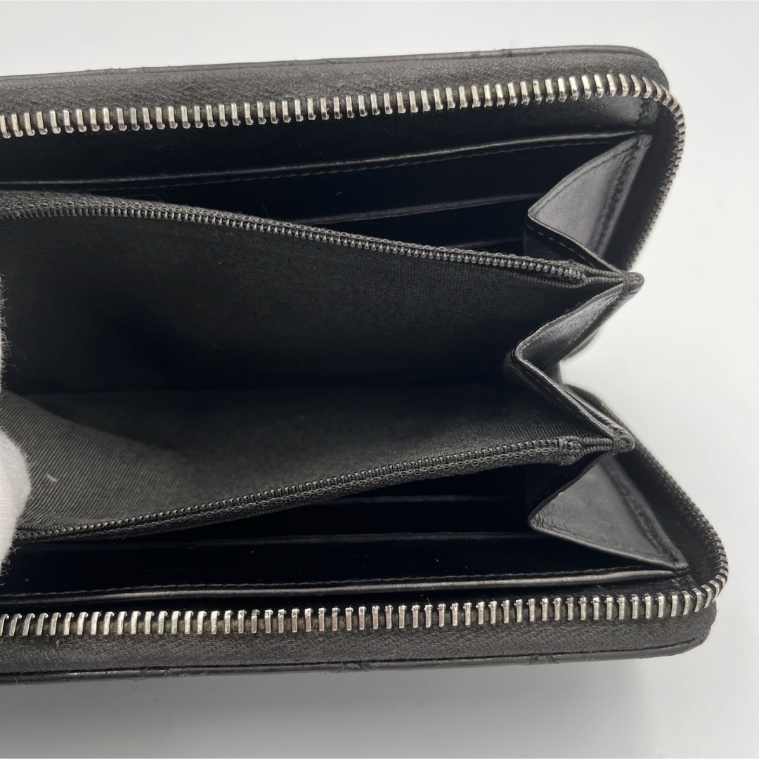 CHANEL(シャネル)のCHANEL シャネル マトラッセ ラウンドファスナー パテントブラック長財布 レディースのファッション小物(財布)の商品写真